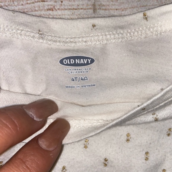 Old navy long sleeve shirt bundle 4T (3) - Picture 3 of 3